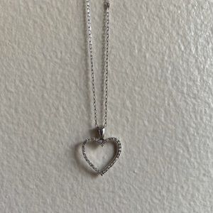 Kay jewelers diamond heart necklace